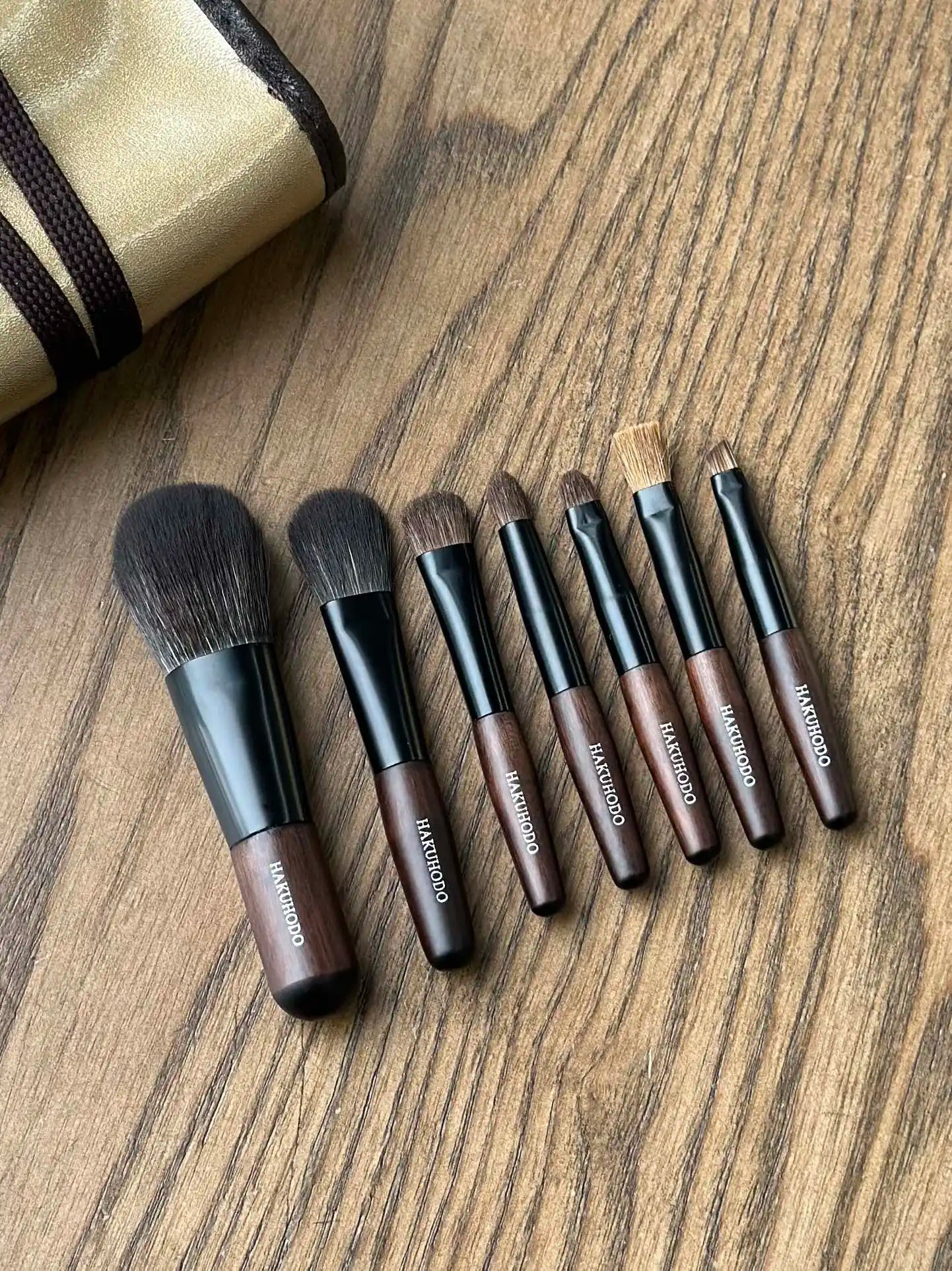 Luxury Makeup Brush High-end Gift Set Foundation Brush Blush Eye Shadow Brush Eyeliner Brush Perfect Gift for Wife Girlfriend