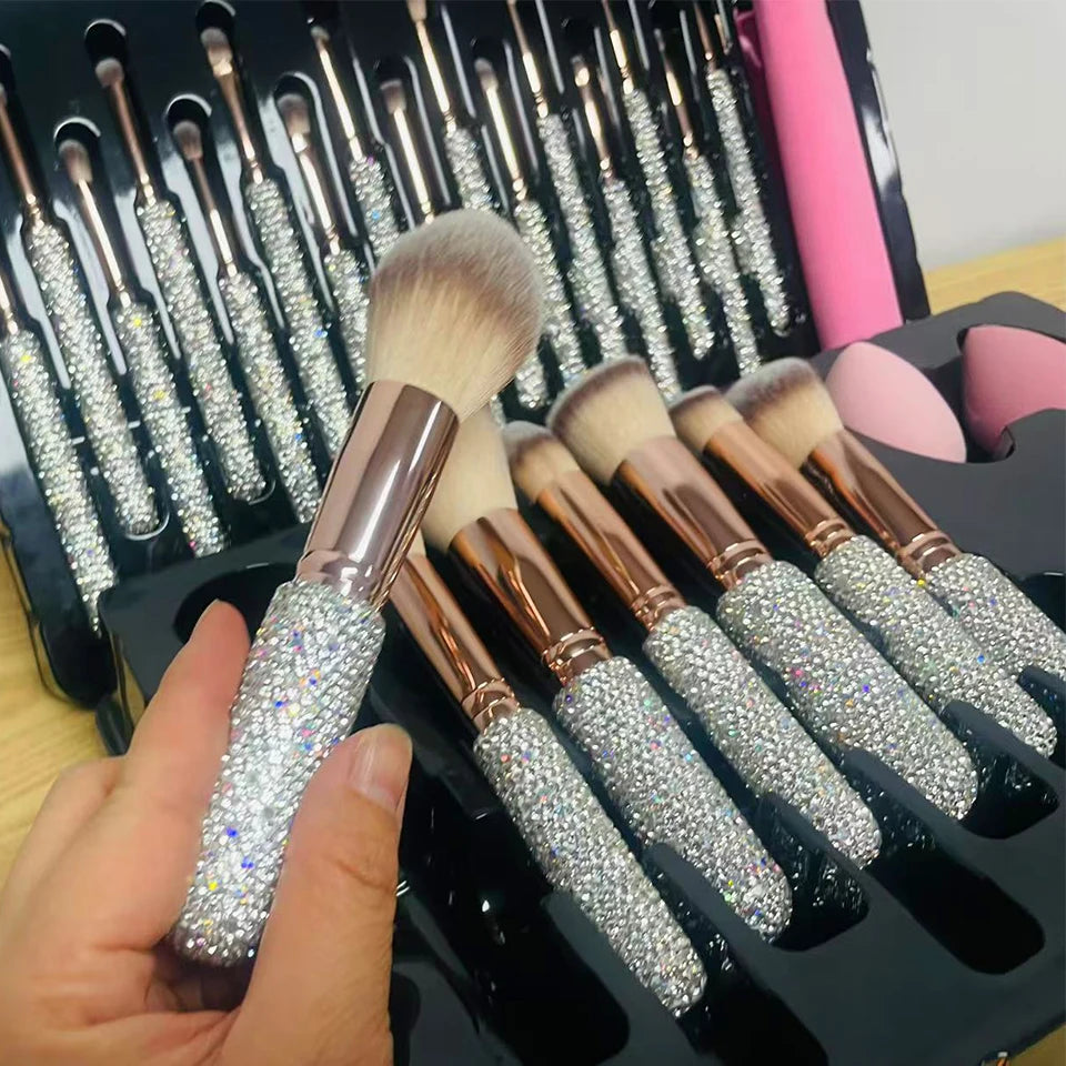 Glitz and Glam Brush Set 27Pcs Bundle RHINESTONE Glam Brush Set Bling Makeup Brushes Diamond Eyelash Curler With box Beauty Set