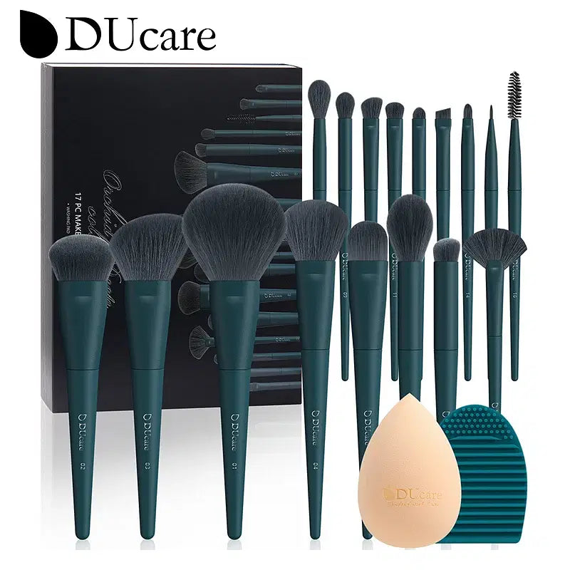 Handle Color: Green, Ships From: CHINA - DUcare Professional Makeup Brushes kits Synthetic Hair 17Pcs with Sponge & cleaning tools Pad for Cosmetics Foundation Eyeshadow