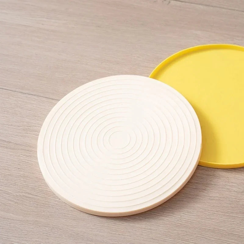 Pet meal mats are leak proof waterproof anti slip dirty and easy to cleanThey are rubber mats for cat and dog bowls and utensils
