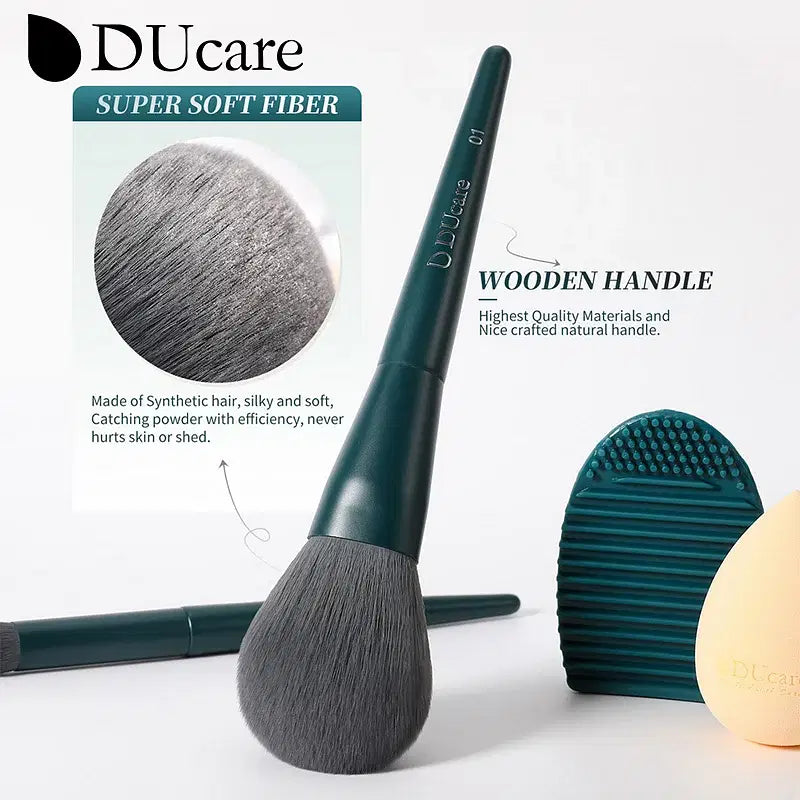 Handle Color: Green, Ships From: United States - DUcare Professional Makeup Brushes kits Synthetic Hair 17Pcs with Sponge & cleaning tools Pad for Cosmetics Foundation Eyeshadow
