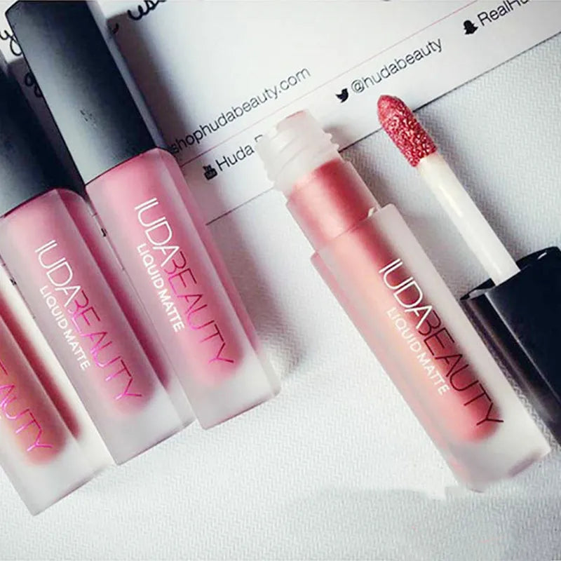 4pcs Lipstick Moisturizing Balm Set Matte Lip Gloss Lip Glaze Tint Non-stick Non-Fading Lips Huda Lip Makeup Cosmetic Lip Care