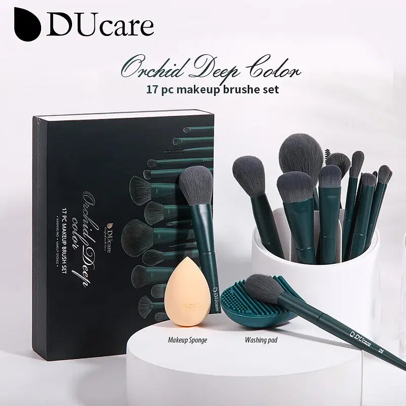 Handle Color: Green, Ships From: CHINA - DUcare Professional Makeup Brushes kits Synthetic Hair 17Pcs with Sponge & cleaning tools Pad for Cosmetics Foundation Eyeshadow